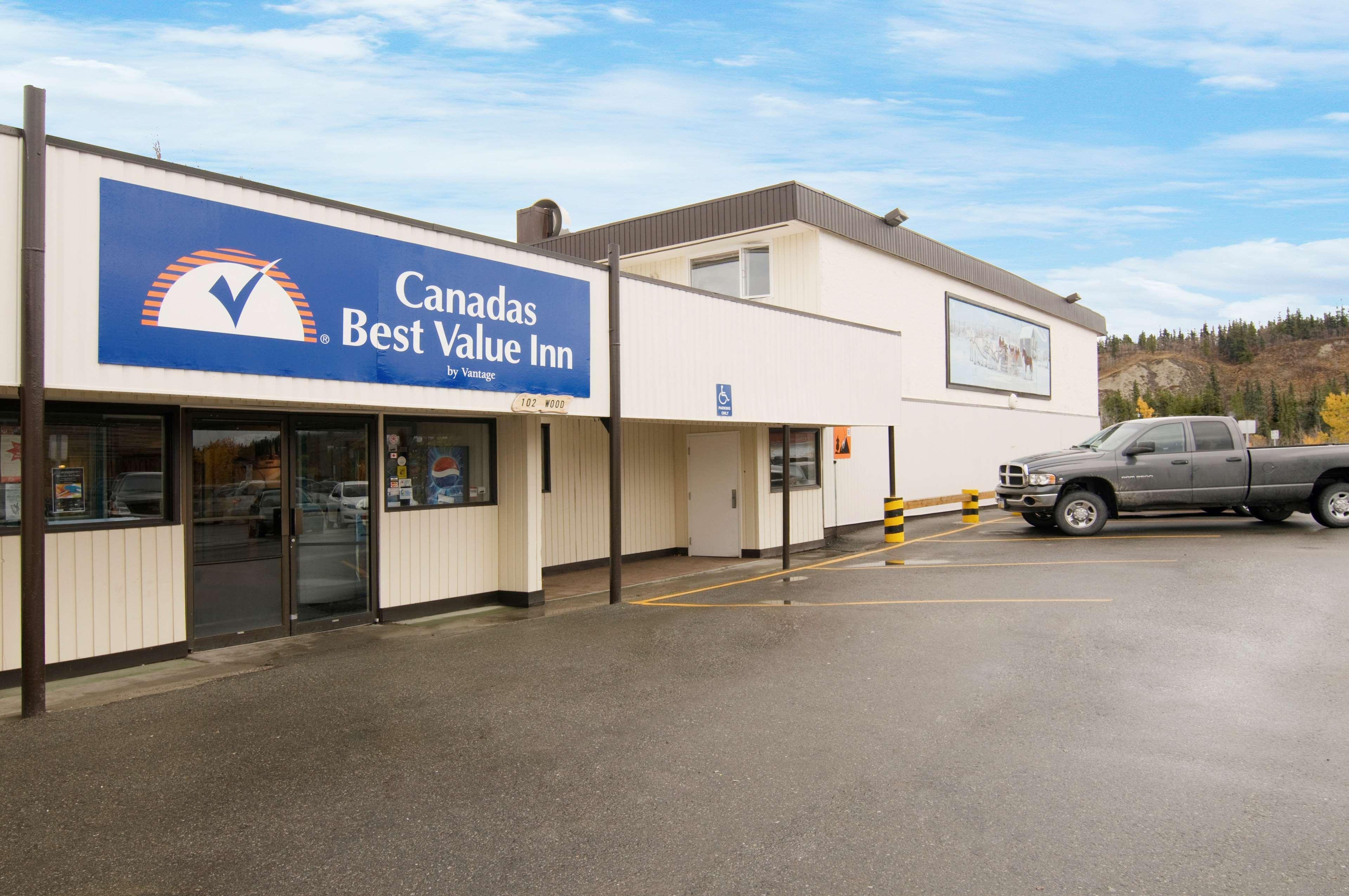 Canadas Best Value Inn- Riverview Hotel Whitehorse Exterior foto